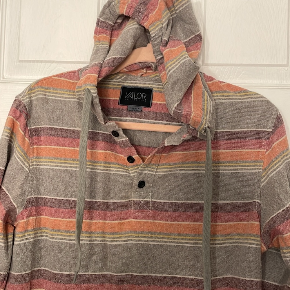 Striped pullover - Picture 2 of 4